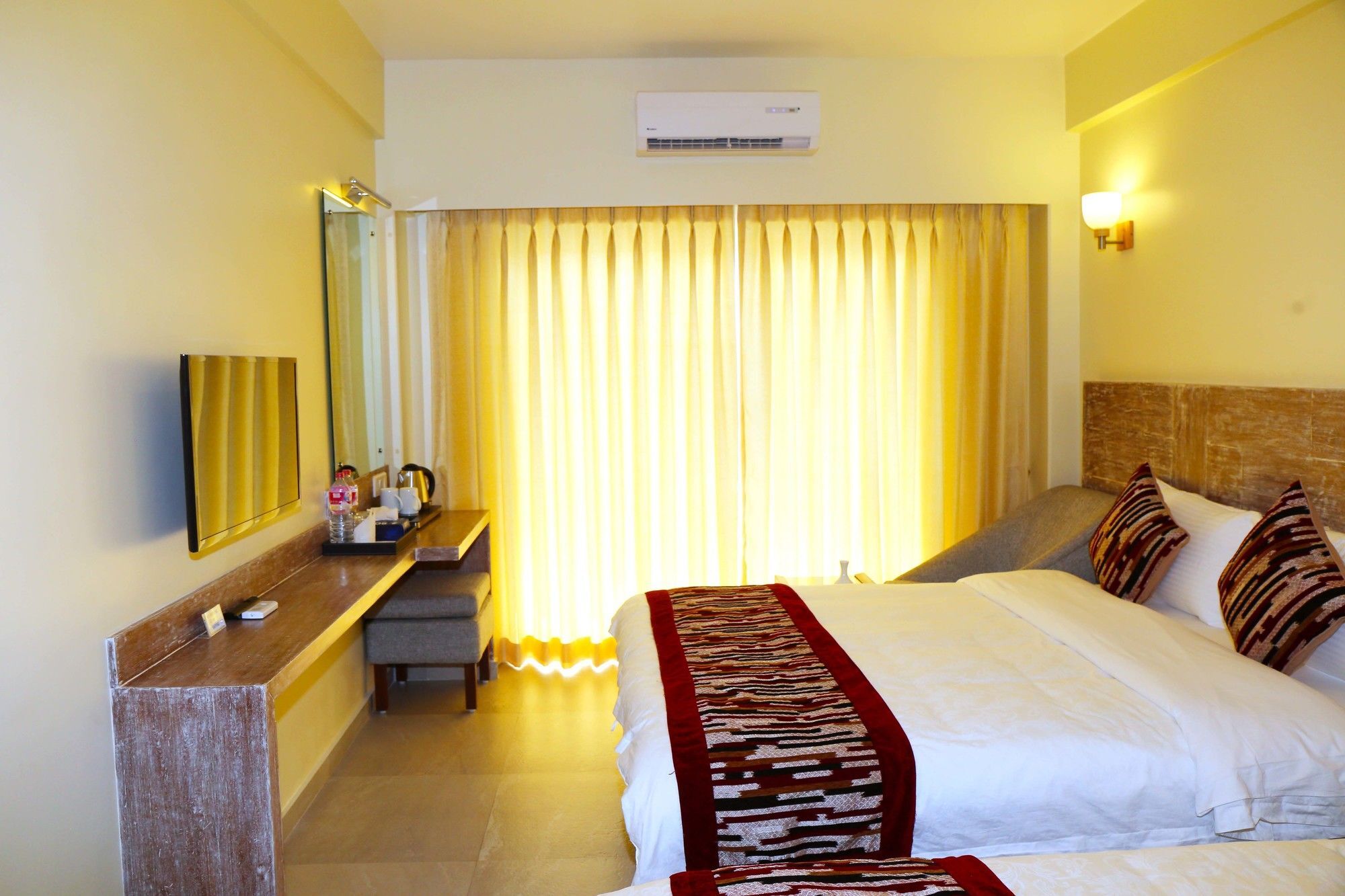Hotel Haven O' Ganga Pokhara Exterior foto